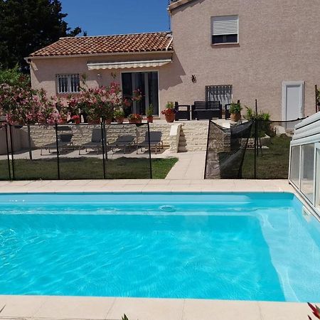 Villa Avec Plage A Pied Et Grande Piscine Sainte-Marie-la-Mer Luaran gambar